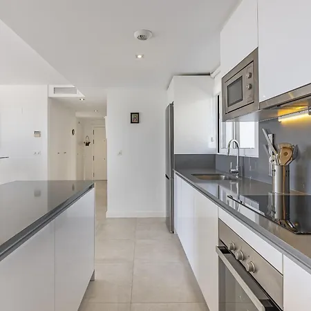 Penthouse In Via Celere 5010 * 卡萨雷斯